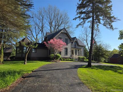 House for sale in Lapeer County, Michigan