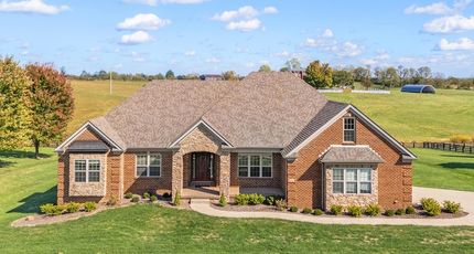 Lakefront Property for sale in Madison County, Kentucky