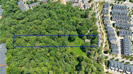 Lakefront Property for sale in Fulton County, Georgia