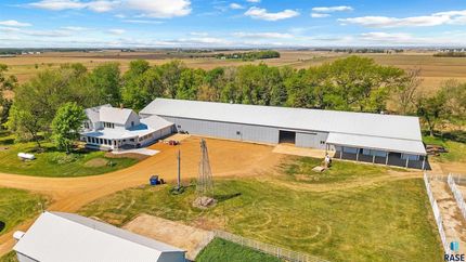 House for sale in Lincoln County, South Dakota