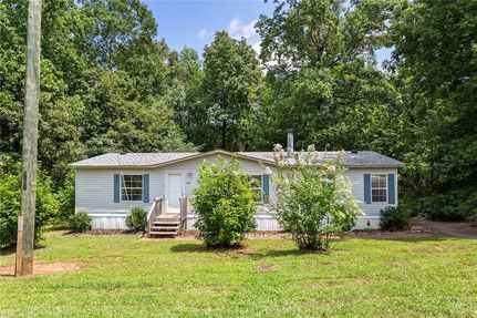 Lakefront Property for sale in Oconee County, South Carolina