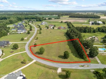 Homesite for sale in Pitt County, North Carolina