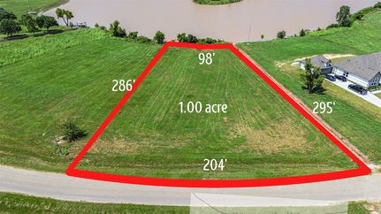 Lakefront Property for sale in Brazoria County, Texas