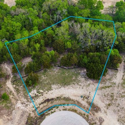 Homesite for sale in Ellis County, Texas