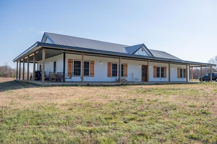 House for sale in Weakley County, Tennessee