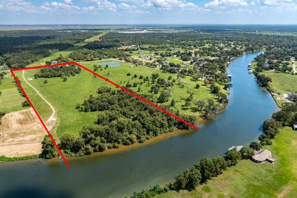 Lakefront Property for sale in Brazoria County, Texas