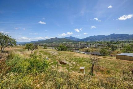 Farm and Ranch for sale in Jackson County, Oregon