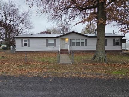 House for sale in McIntosh County, Oklahoma