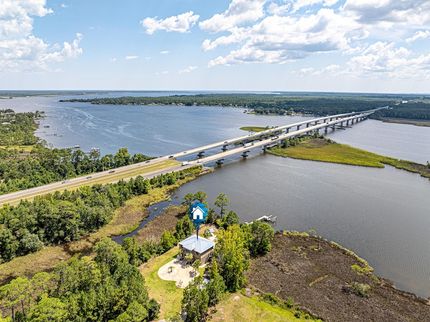 Lakefront Property for sale in Santa Rosa County, Florida