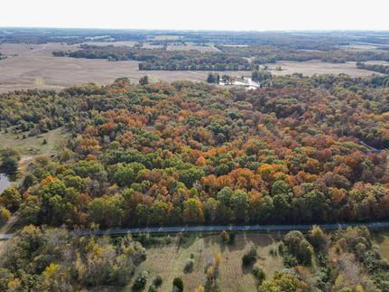 Land for sale in Wayne County, Illinois