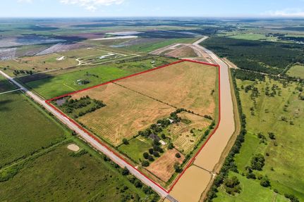 House for sale in Jefferson County, Texas