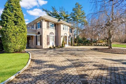 House for sale in Suffolk County, New York