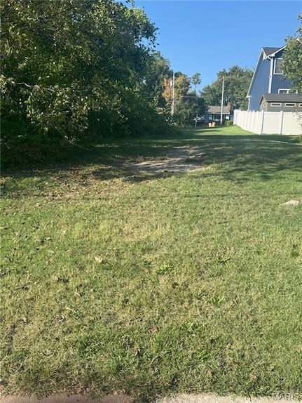 Homesite for sale in Saint Louis County, Missouri