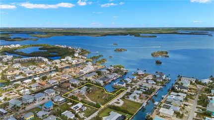 Homesite for sale in Lee County, Florida