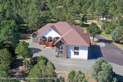 House for sale in Lincoln County, New Mexico