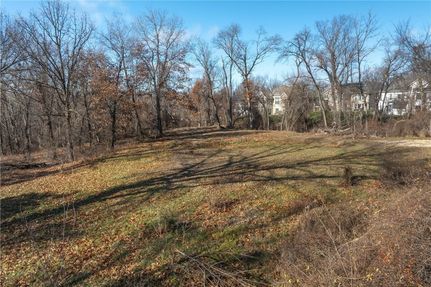 Land for sale in Linn County, Iowa