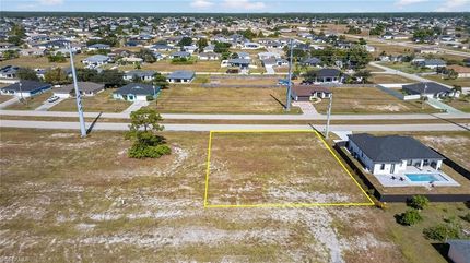 Homesite for sale in Lee County, Florida