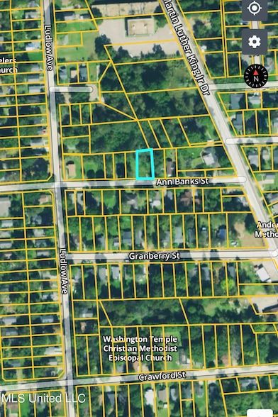 Homesite for sale in Hinds County, Mississippi