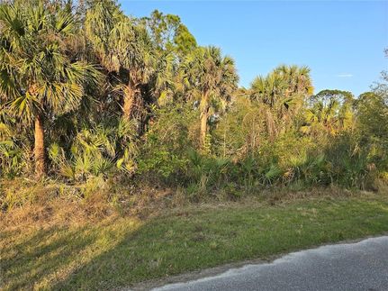 Land for sale in Charlotte County, Florida