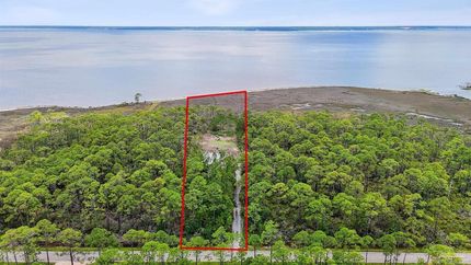Homesite for sale in Santa Rosa County, Florida