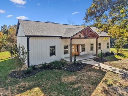 House for sale in Hickman County, Tennessee