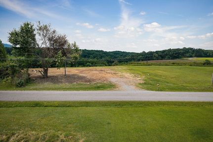 Homesite for sale in DeKalb County, Tennessee