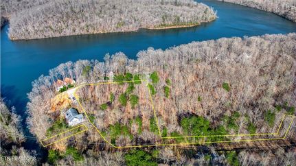 Homesite for sale in Loudon County, Tennessee