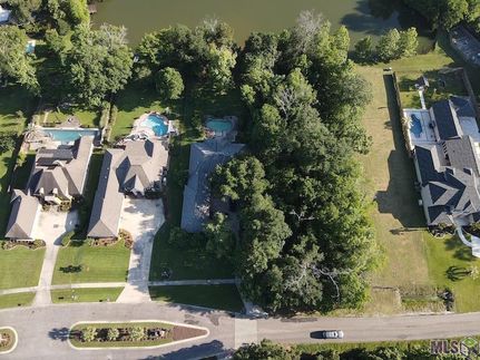 Land for sale in Ascension Parish, Louisiana