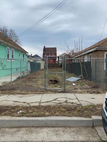 Land for sale in Queens County, New York