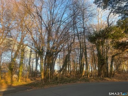 Homesite for sale in New Haven County, Connecticut