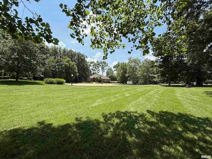 Homesite for sale in Macon County, Illinois