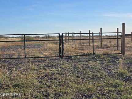 Homesite for sale in Cochise County, Arizona