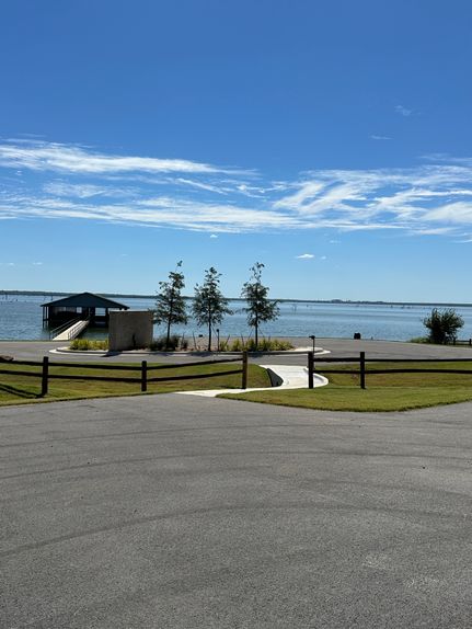 Homesite for sale in Navarro County, Texas