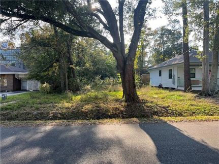 Homesite for sale in Saint Tammany Parish, Louisiana