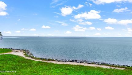 Homesite for sale in Pamlico County, North Carolina