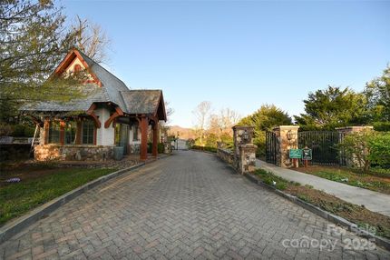 Land for sale in Buncombe County, North Carolina