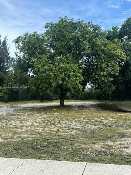 Homesite for sale in Broward County, Florida
