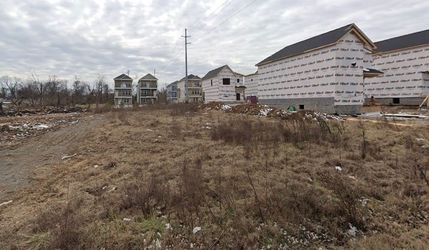 Homesite for sale in Davidson County, Tennessee