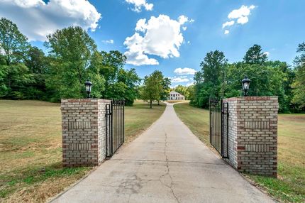 Land for sale in Dickson County, Tennessee