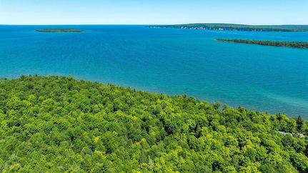 Lakefront Property for sale in Alger County, Michigan