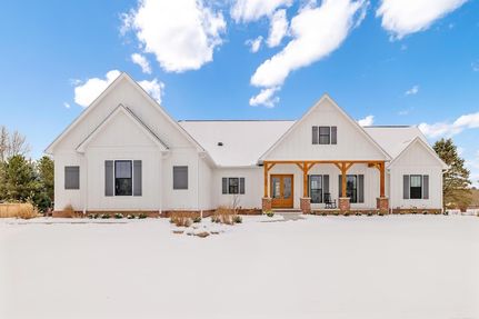 Lakefront Property for sale in Macomb County, Michigan