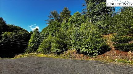 Homesite for sale in Ashe County, North Carolina