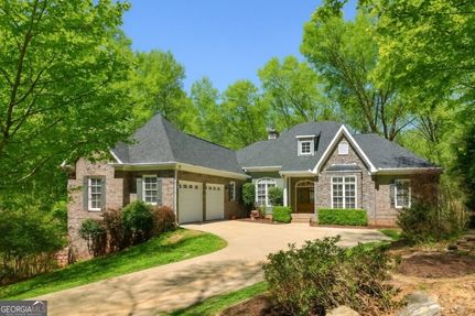 Lakefront Property for sale in Forsyth County, Georgia