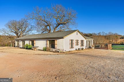 Lakefront Property for sale in Hart County, Georgia