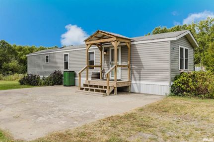 House for sale in Williamson County, Illinois