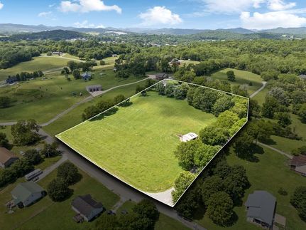 Homesite for sale in Smith County, Tennessee