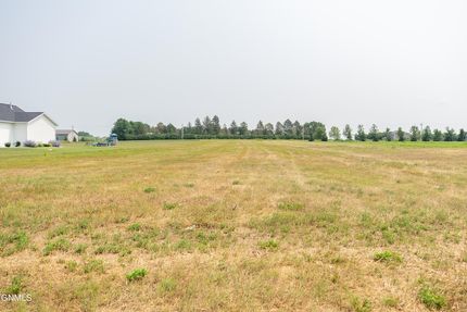 Homesite for sale in Burleigh County, North Dakota