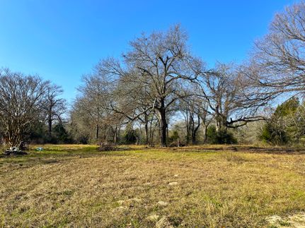 Homesite for sale in Leon County, Texas