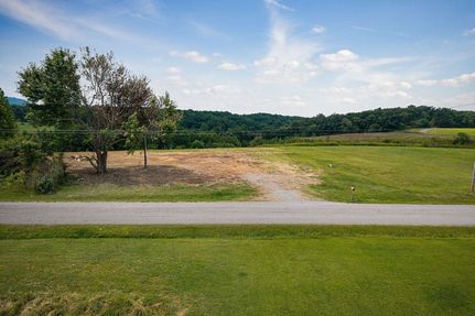 Homesite for sale in DeKalb County, Tennessee