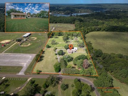 House for sale in Cherokee County, Texas